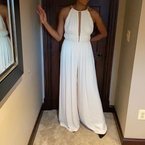 NWT - GORGEOUS Halston Heritage Jumper